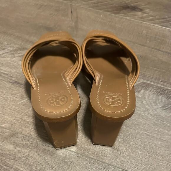 Tory Burch Strappy Block Heel Sandal Brown 9 - Picture 4 of 7